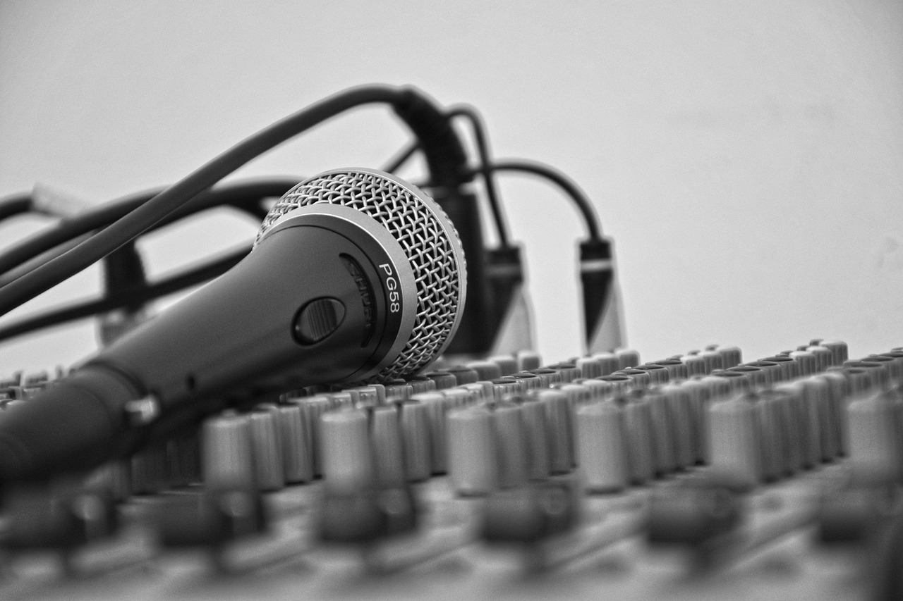 Music, microphone, music sheet — mpoid - Reliable Online Casino Experience with Modern Gaming Features